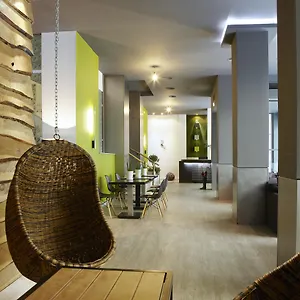 City Hotel Thessaloniki מלון
