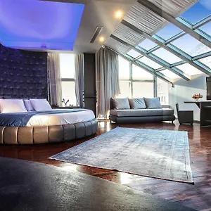 Diamond Suites, Philian And Θεσσαλονίκη